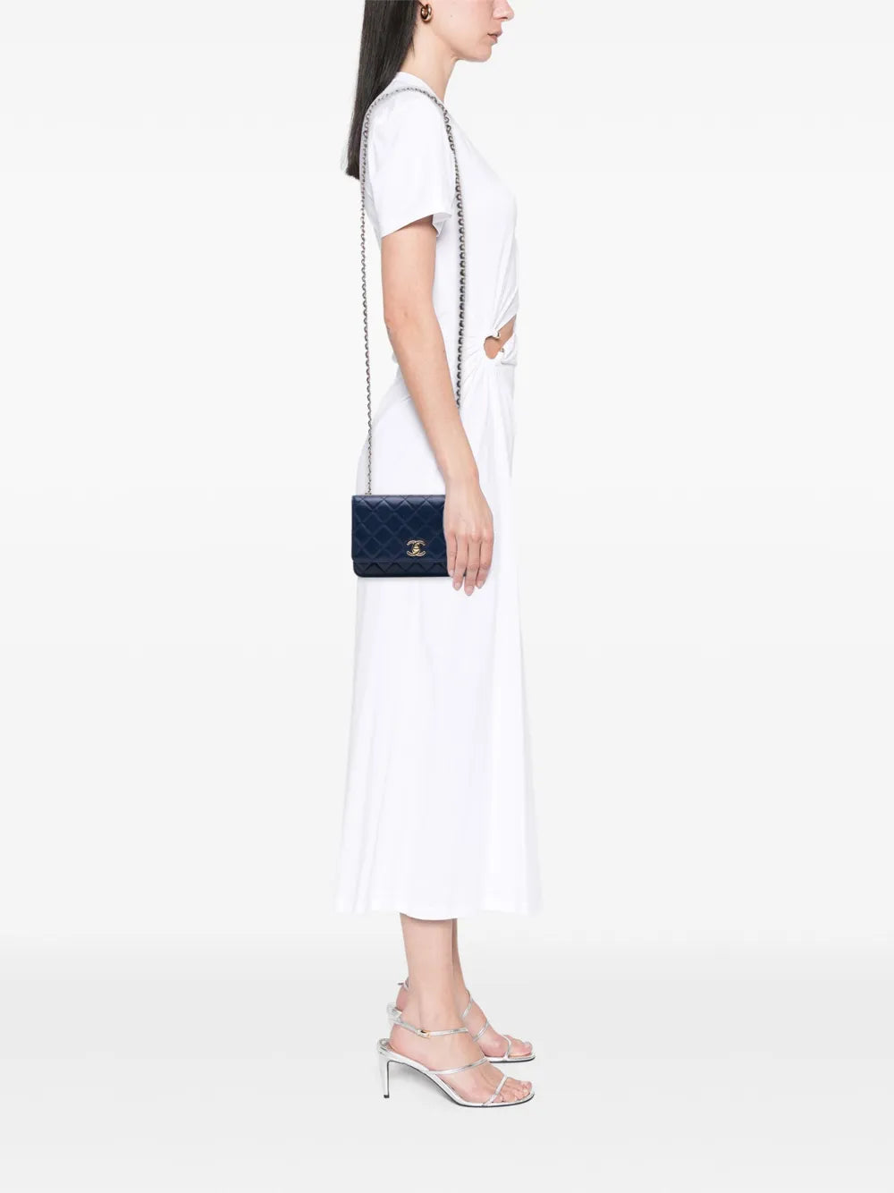 Pre-OwnedCHANEL Pre-Owned2016-2017 Lambskin Trendy CC Wallet On Chain crossbody bag