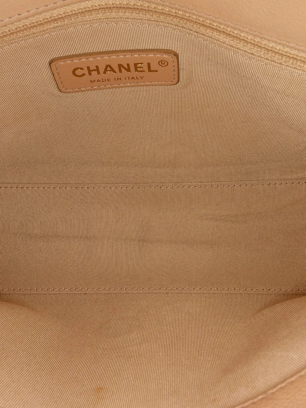 Pre-OwnedCHANEL Pre-Owned2016-2017 Medium Quilted Calfskin Label Click Flap satchel