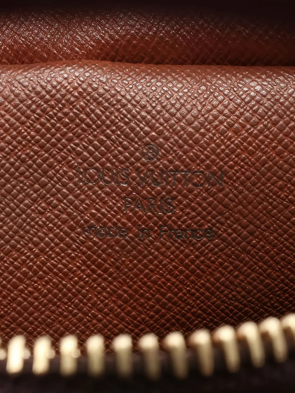 Pre-OwnedLouis Vuitton Pre-Owned2002 Danube monogram shoulder bag