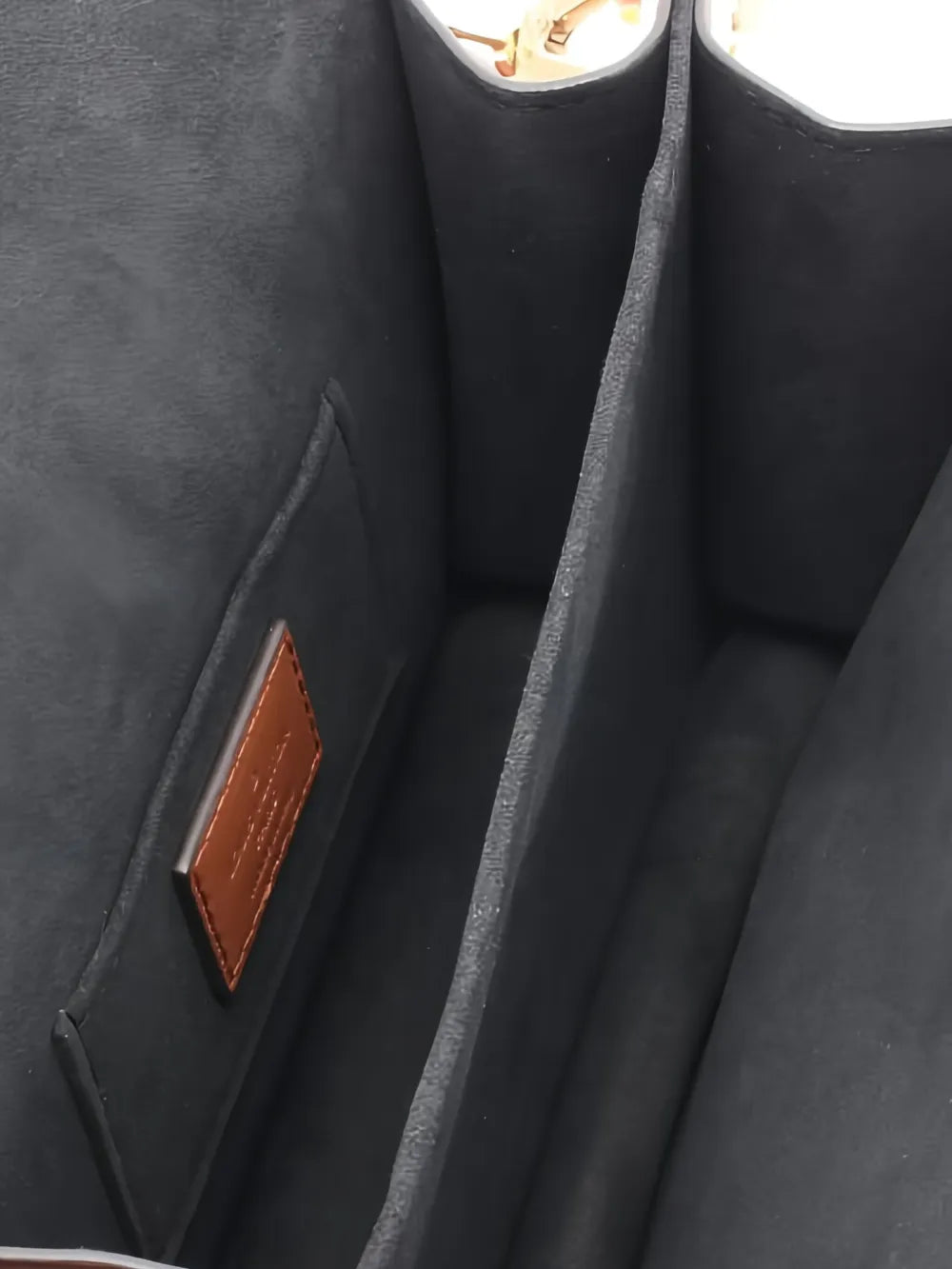 Pre-OwnedLouis Vuitton Pre-Ownedmini Dauphine shoulder bag
