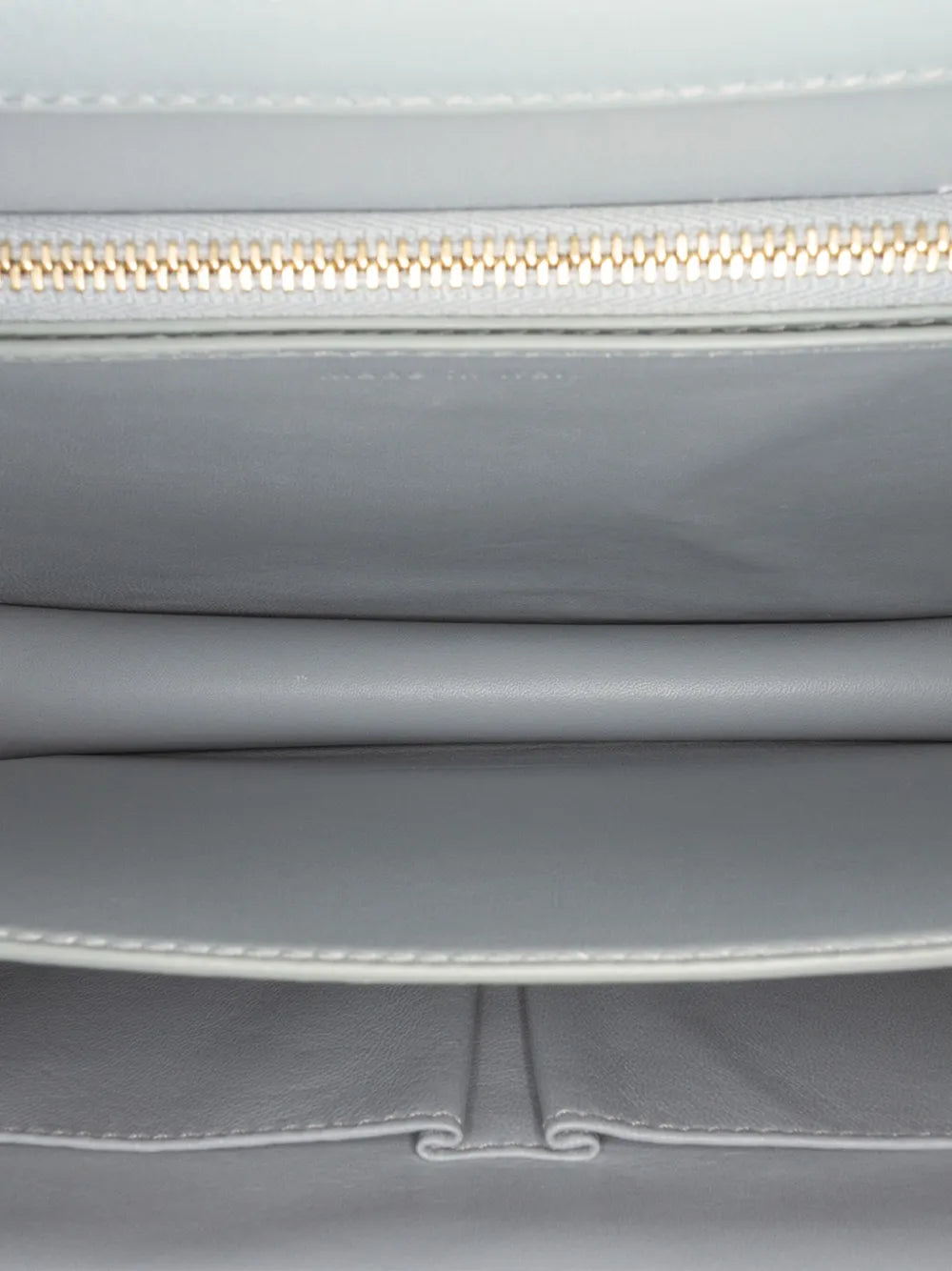Pre-OwnedCeline Pre-Owned2007 Medium Liege Calfskin Classic Box crossbody bag