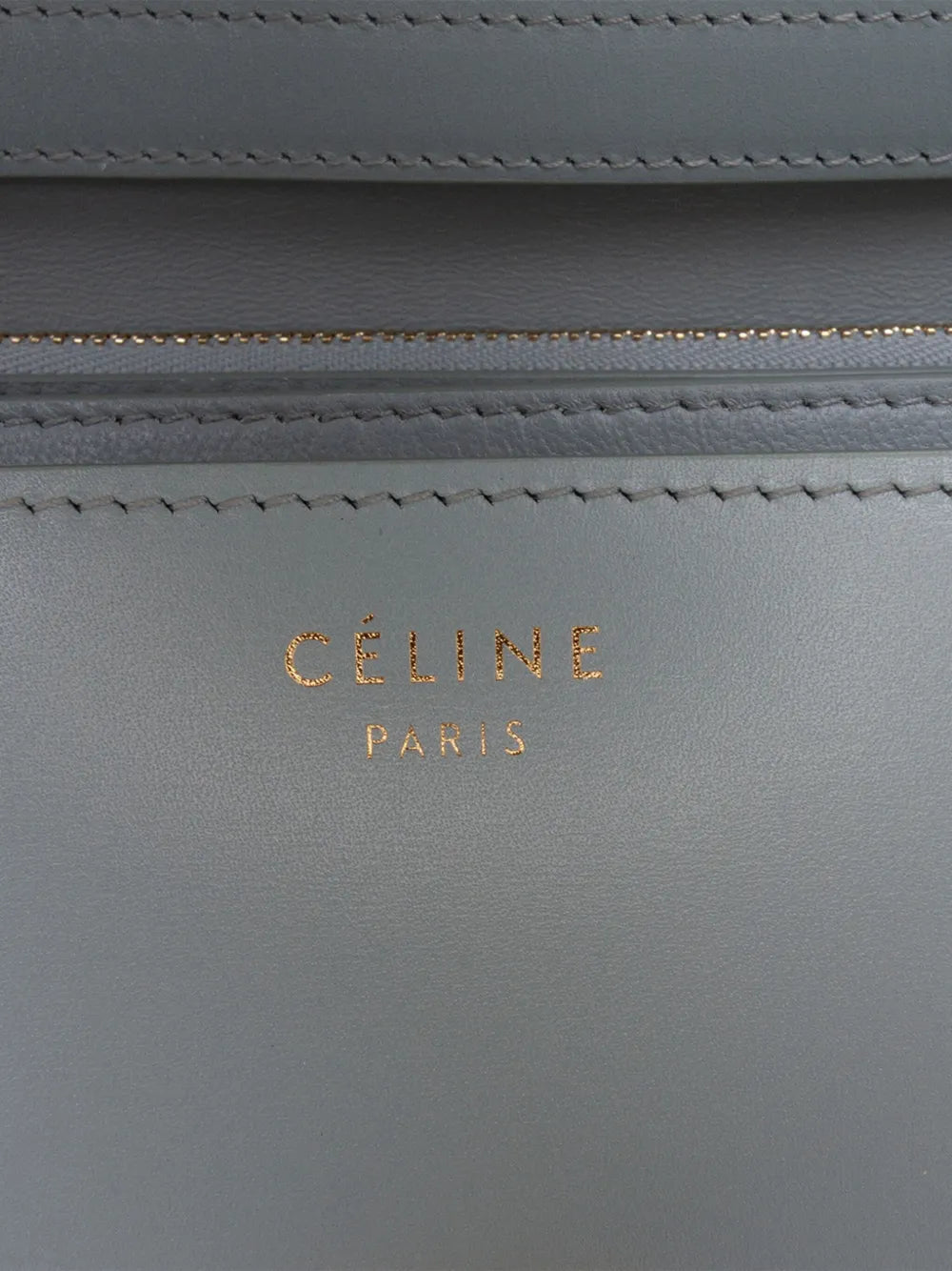 Pre-OwnedCeline Pre-Owned2007 Medium Liege Calfskin Classic Box crossbody bag