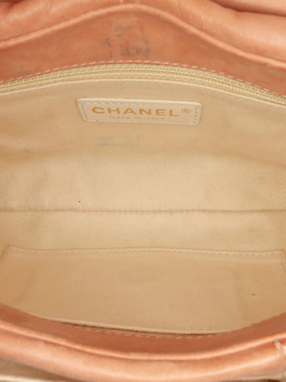 Pre-OwnedCHANEL Pre-Owned2011 Small Aged Calfskin Chic Quilt Flap shoulder bag
