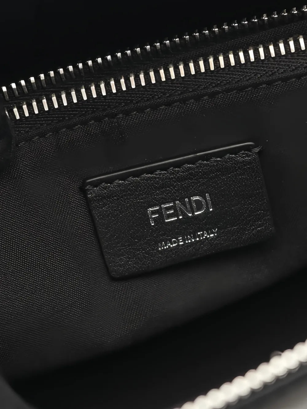 Pre-OwnedFendi Pre-Owned2020s Medium Studded By The Way tote bag