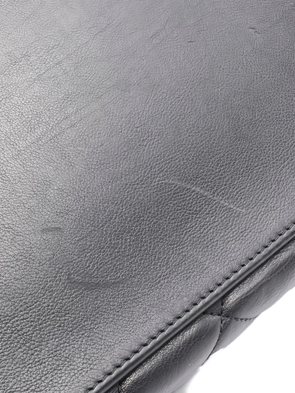 Pre-OwnedCHANEL Pre-Owned2012-2013 matelasse chain leather shoulder bag