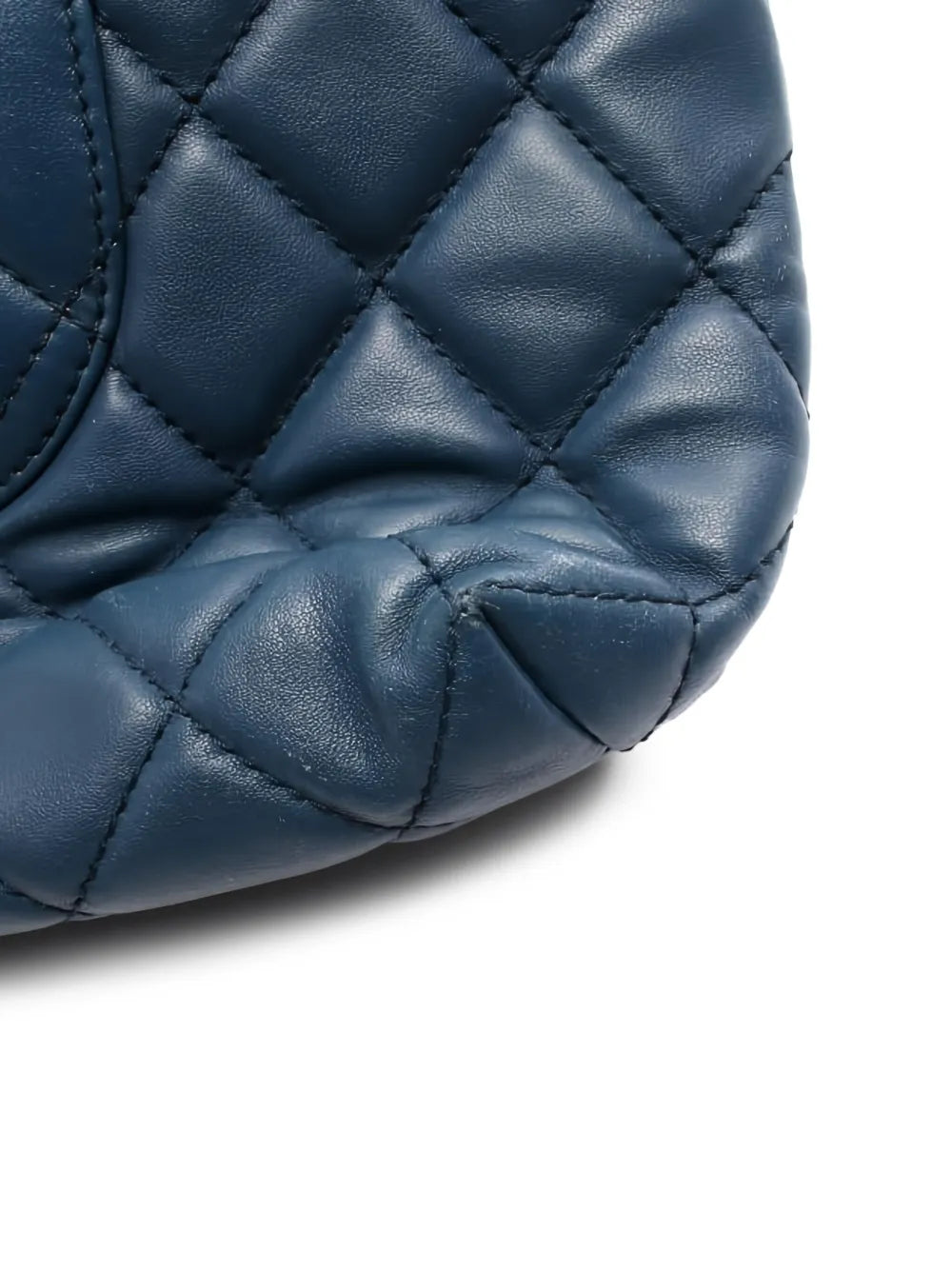 Pre-OwnedCHANEL Pre-Ownedmatelasse chain-strap tote bag