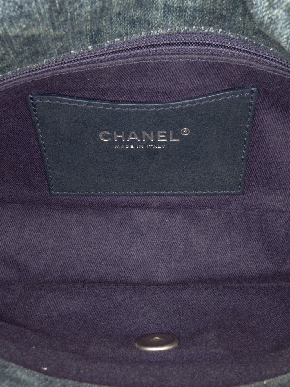 Pre-OwnedCHANEL Pre-Owned2012 Medium Embroidered Denim Camellia Flap shoulder bag