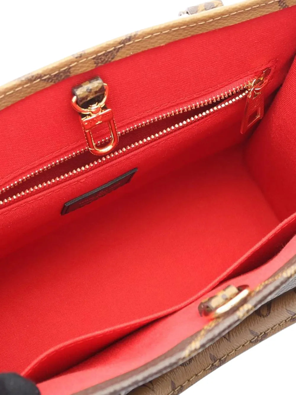 Pre-OwnedLouis Vuitton Pre-Owned2000-2025 Monogram Reverse Giant OnTheGo PM satchel