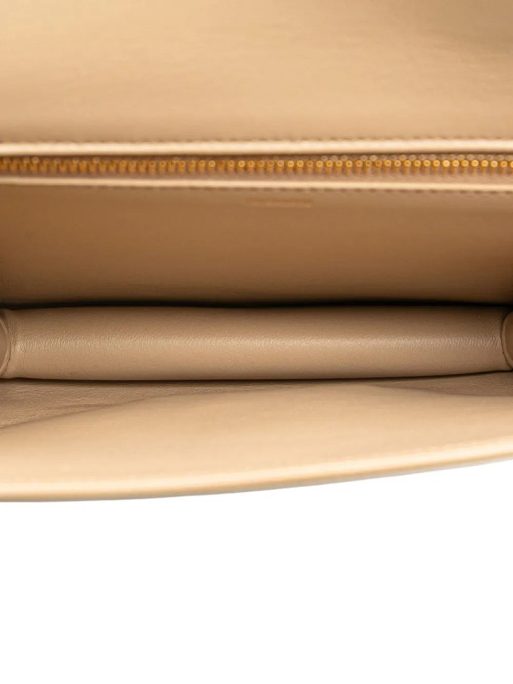 Pre-OwnedCeline Pre-Owned2022 Teen Shiny Calfskin Triomphe Besace Clea Chain crossbody bag