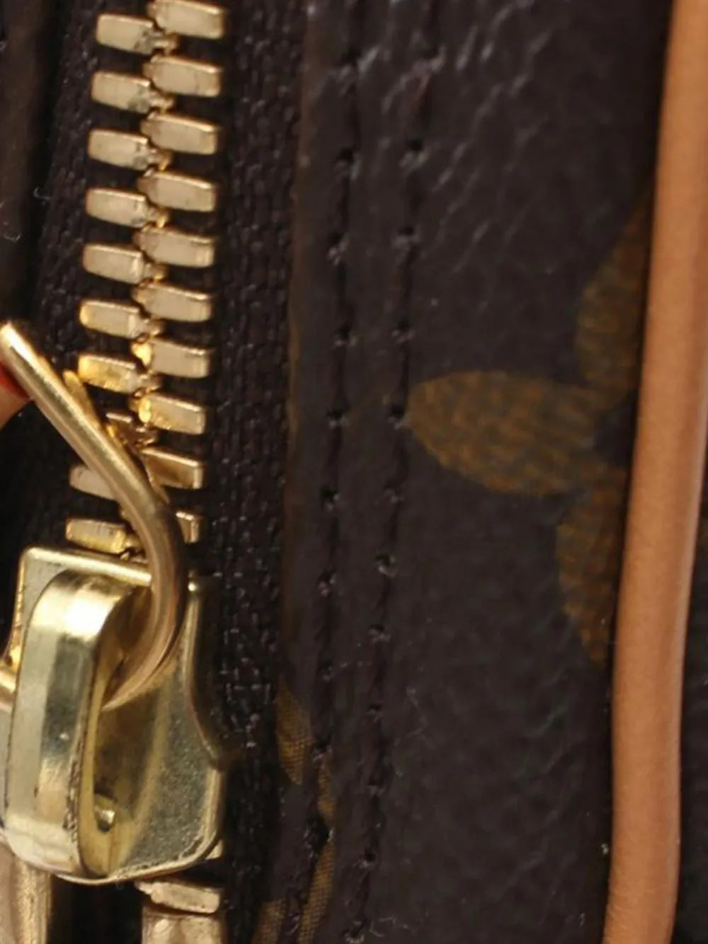 Pre-OwnedLouis Vuitton Pre-Owned2020 Monogram Game On Paname crossbody bag