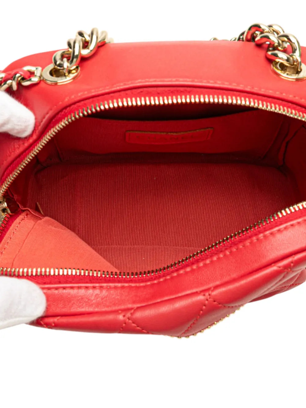 Pre-OwnedCHANEL Pre-Owned2019 Quilted Lambskin Studded Beauty Begins Camera Bag satchel