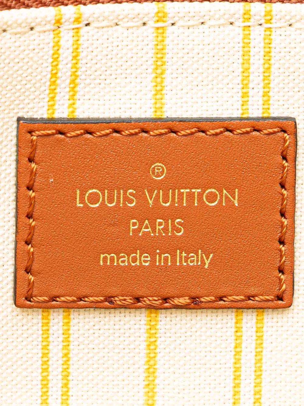 Pre-OwnedLouis Vuitton Pre-Owned2021 Monogram Giant Raffia OnTheGo GM satchel