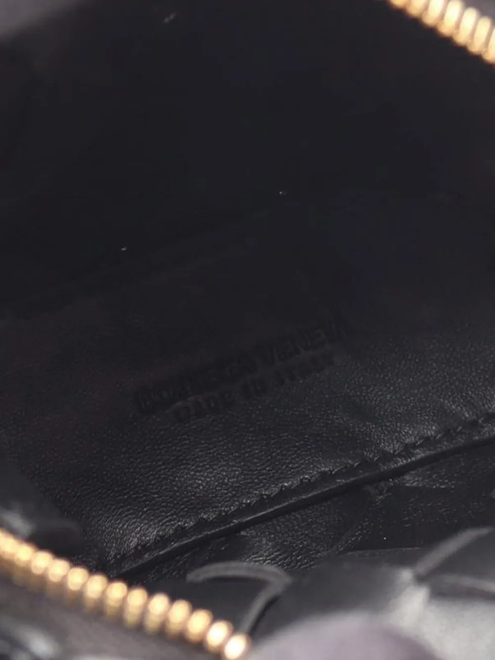 Pre-OwnedBottega Veneta Pre-Owned2012-2025 Candy Lambskin Intrecciato Vertical Loop crossbody bag