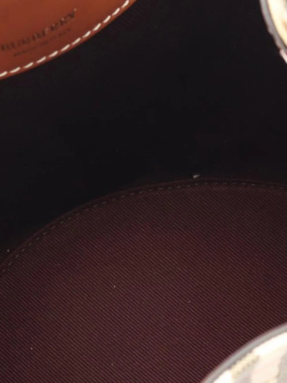 Pre-OwnedBurberry Pre-Owned2018-2025 House Check Coated Canvas Bucket Bag satchel