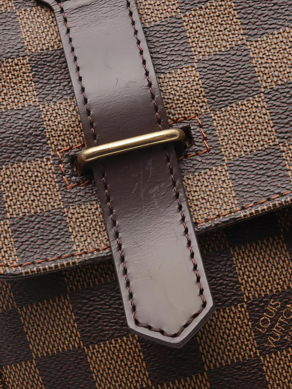 Pre-OwnedLouis Vuitton Pre-Owned2004 Damier Eb?e shoulder bag