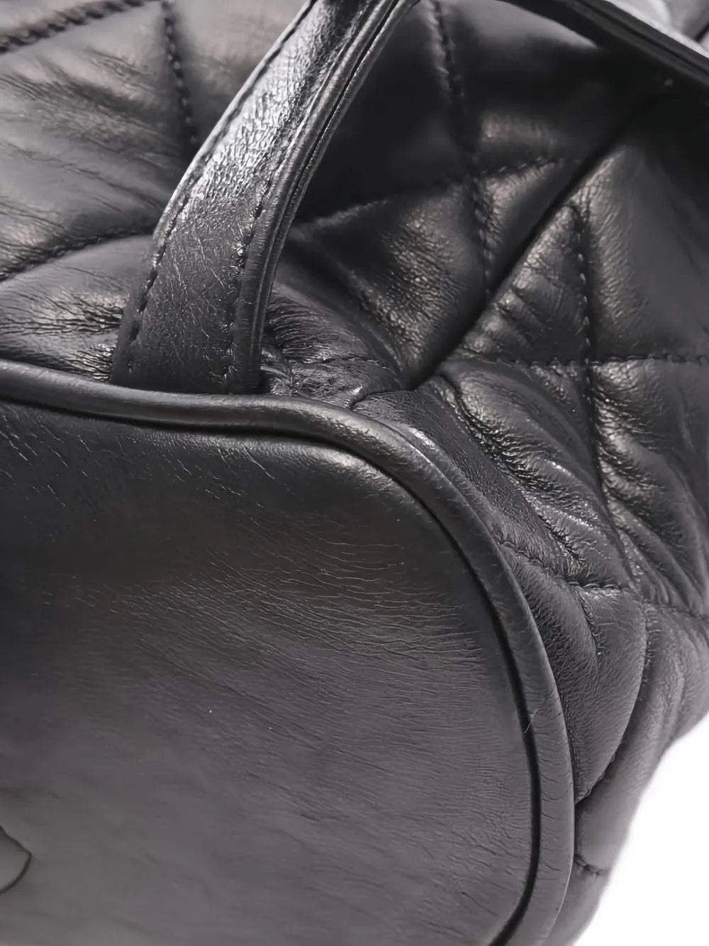 Pre-OwnedCHANEL Pre-Owned1994-1996 matelasse quilted backpack