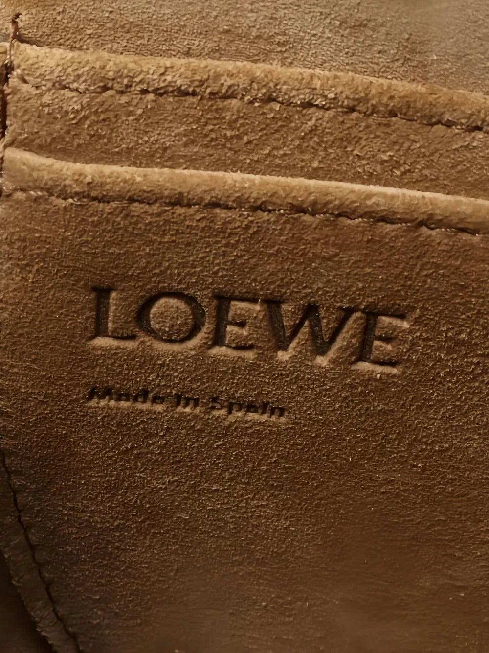 Pre-OwnedLoewe Pre-Owned2020s dual gate mini leather cross body bag