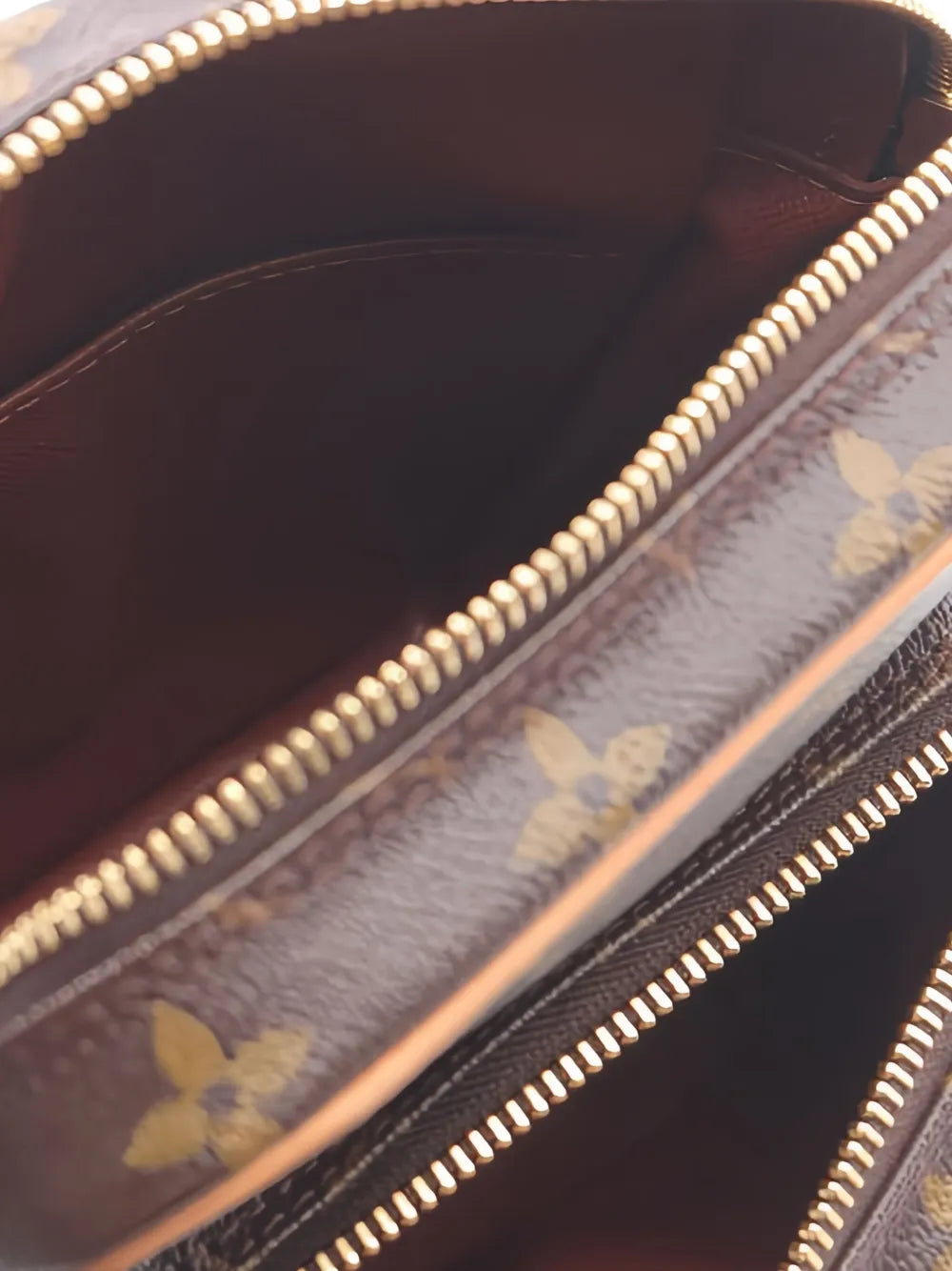 Pre-OwnedLouis Vuitton Pre-Owned2000 Amazon Monogram shoulder bag
