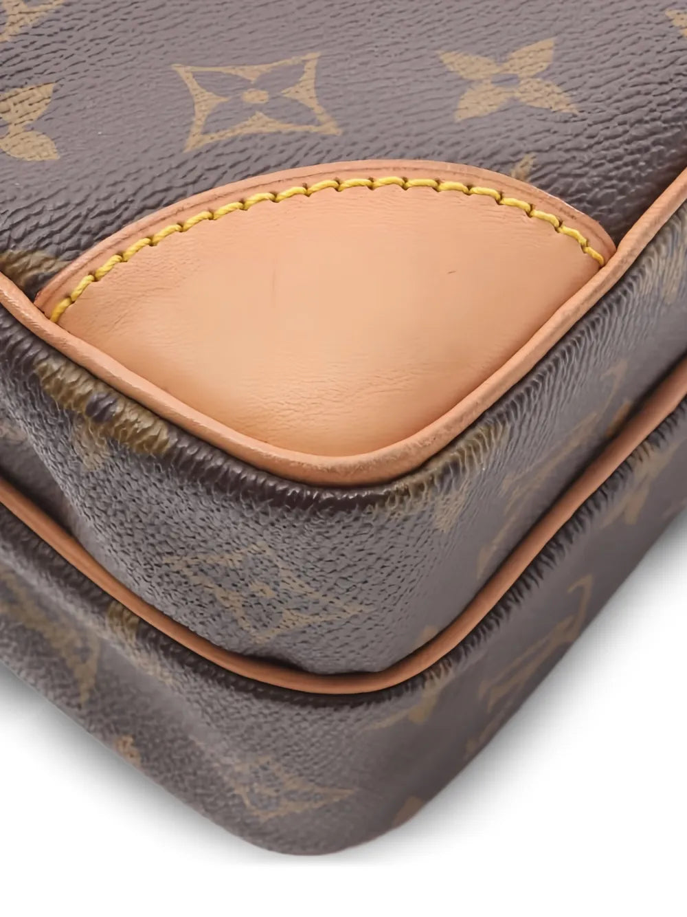 Pre-OwnedLouis Vuitton Pre-Owned2000 Amazon Monogram shoulder bag