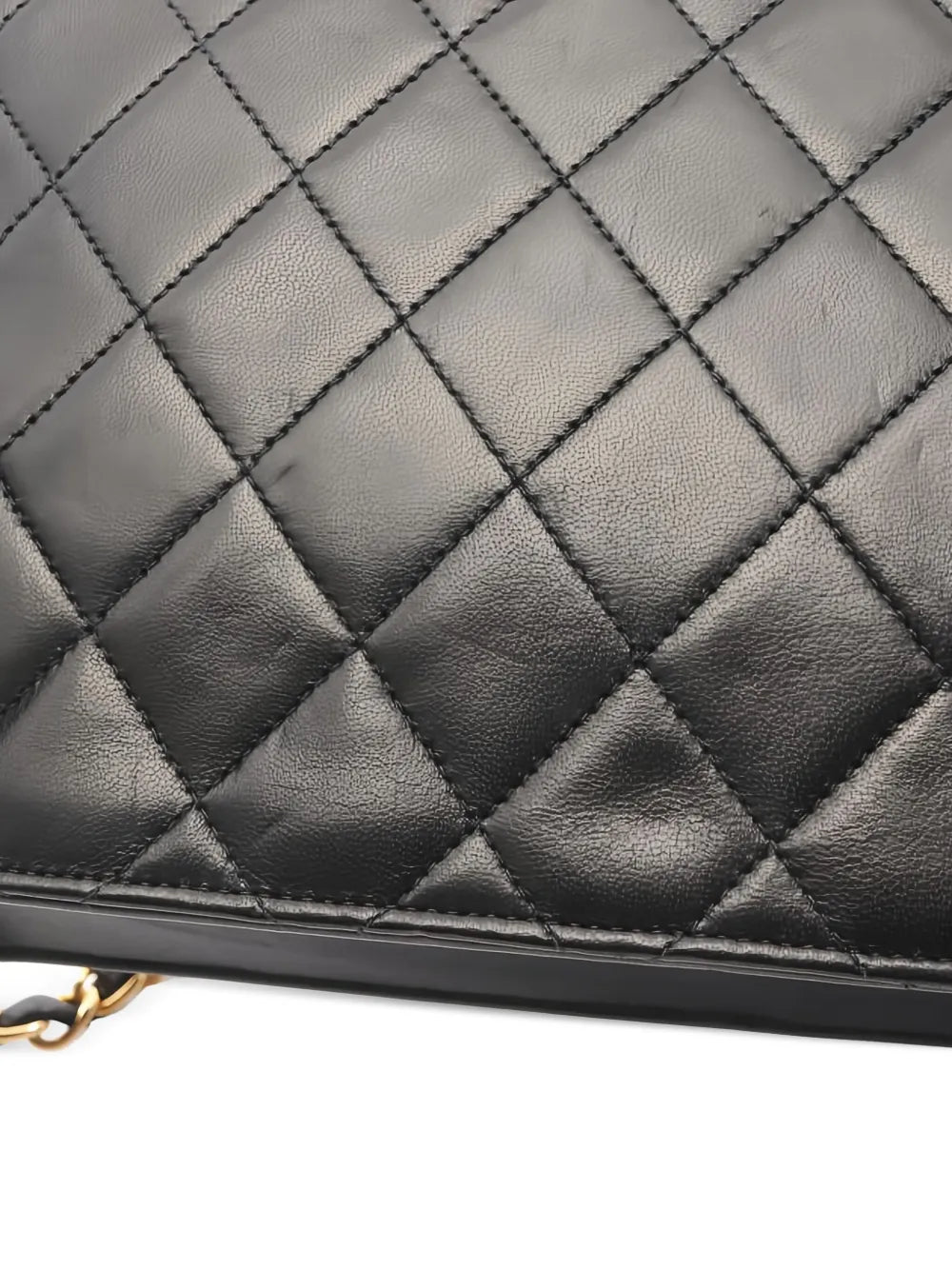 Pre-OwnedCHANEL Pre-Owned1997-1999 matelasse chain cross body bag