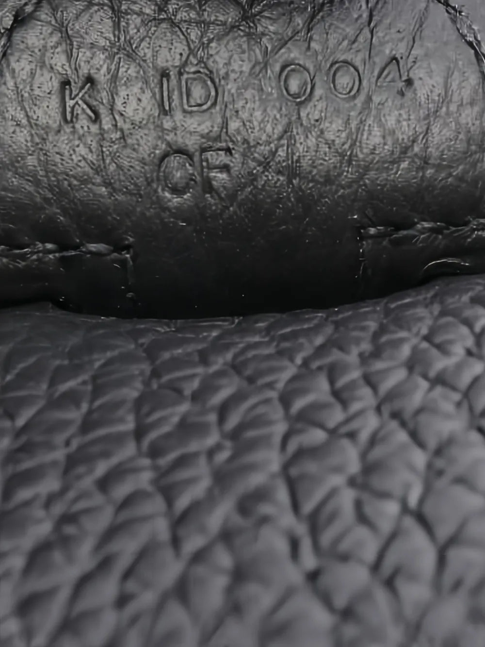 Pre-OwnedHermès Pre-Owned2025 Evelyn 3 Troyes PM shoulder bag