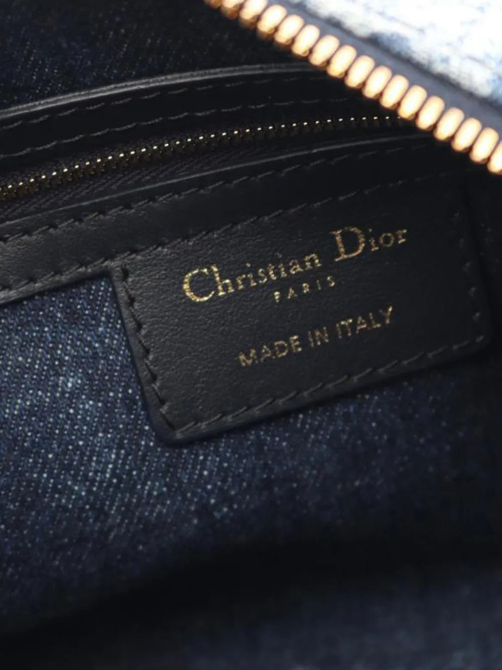 Pre-OwnedChristian Dior Pre-OwnedGroove 20 two-way handbag