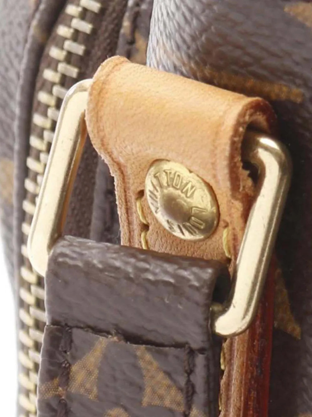 Pre-OwnedLouis Vuitton Pre-Owned2009 Monogram Amazone crossbody bag