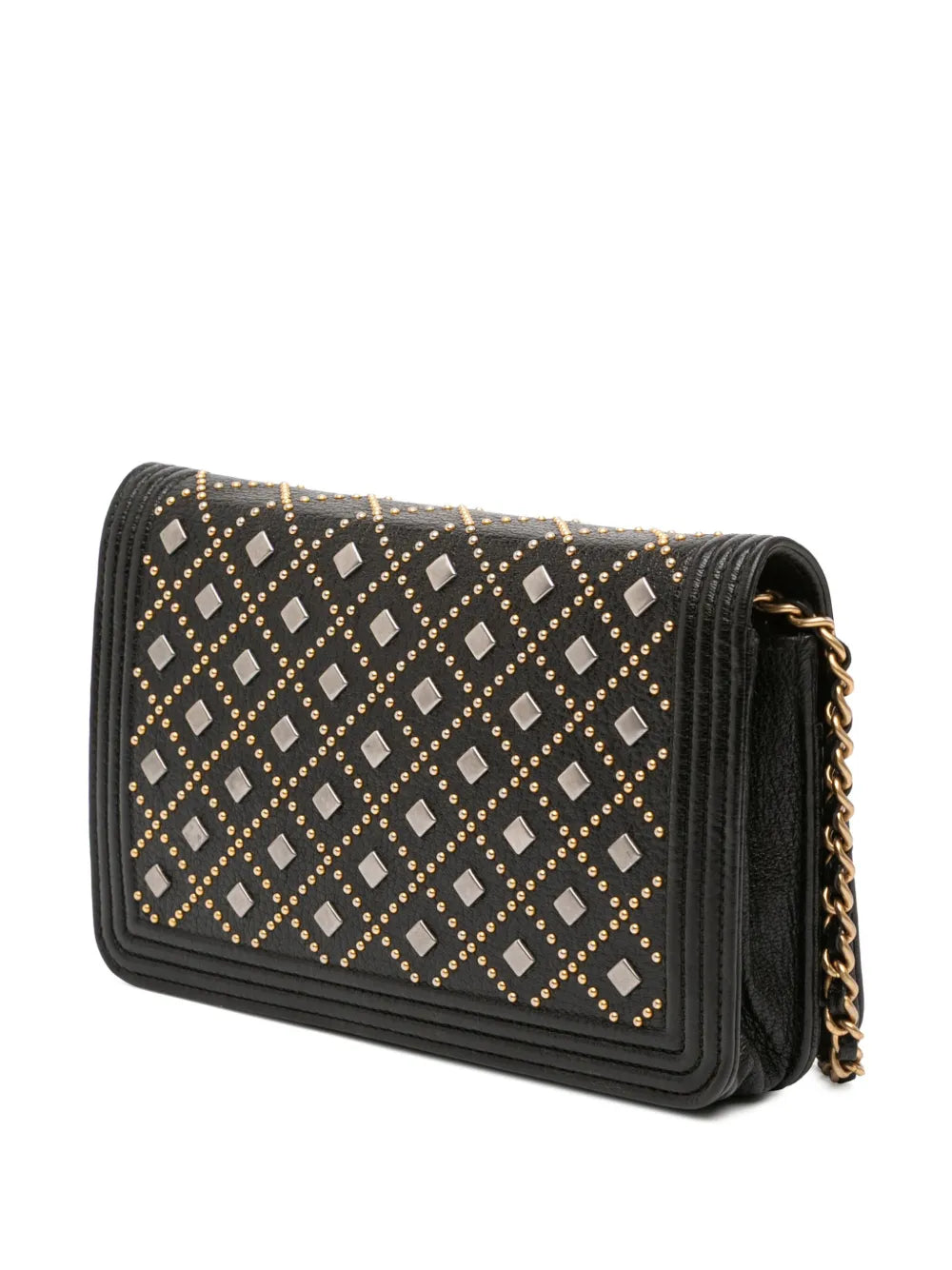 Pre-OwnedCHANEL Pre-Owned2017-2018 Studded Grained Calfskin Boy Wallet On Chain crossbody bag