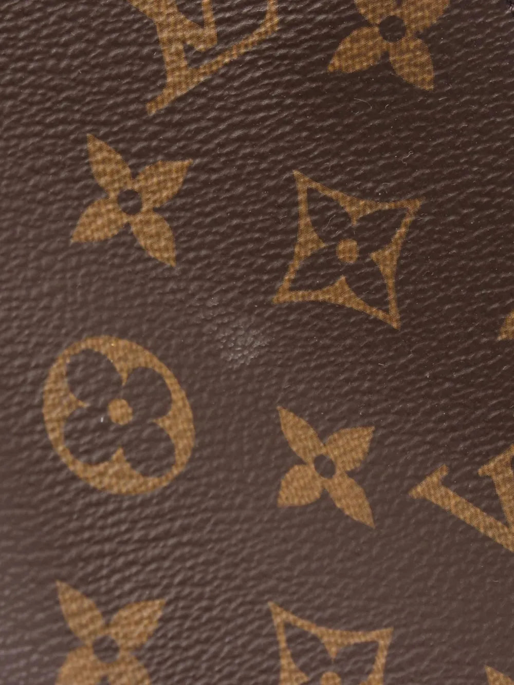 Pre-OwnedLouis Vuitton Pre-Owned2021-2025 Monogram Giant OnTheGo MM satchel