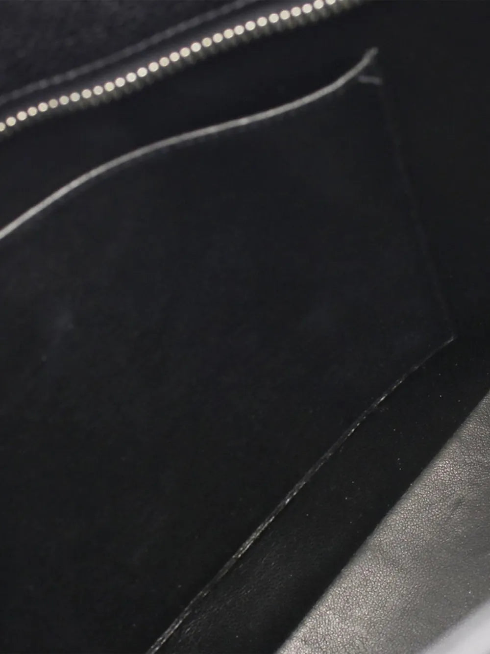 Pre-OwnedCHANEL Pre-Owned2000-2002 Caviar Medallion tote bag