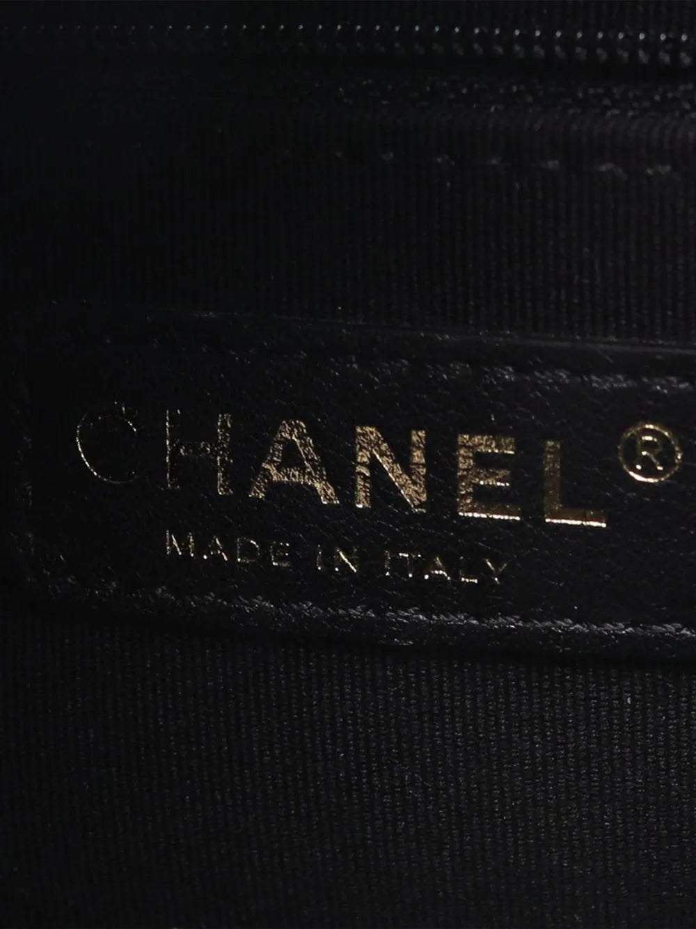 Pre-OwnedCHANEL Pre-Owned2021-2025 Small CC Quilted Lambskin Front Pocket Chain Hobo Bag satchel