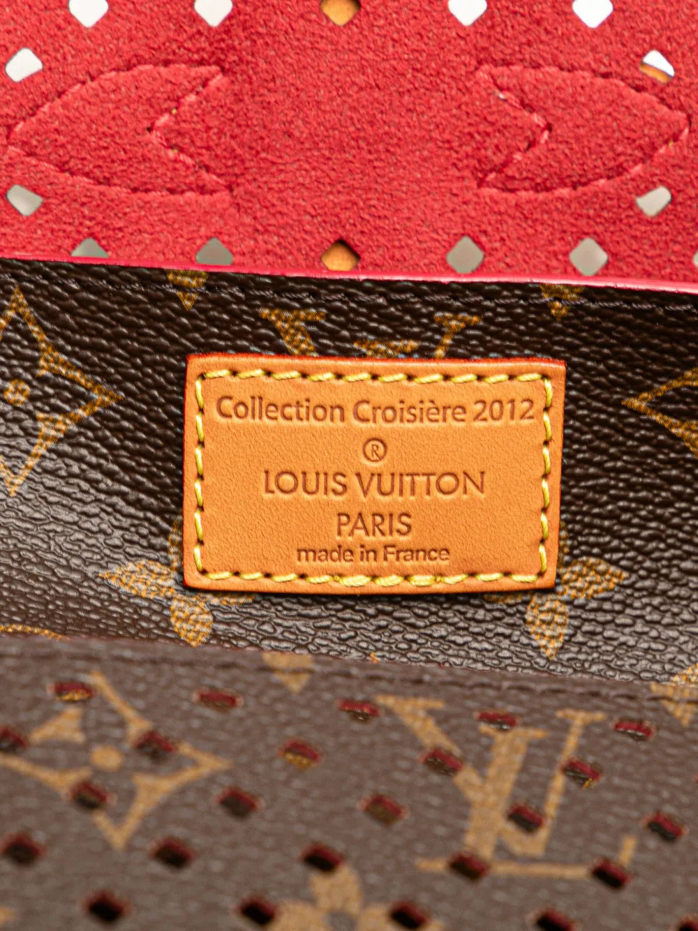 Pre-OwnedLouis Vuitton Pre-Owned2011 Monogram Flore Saumur clutch bag