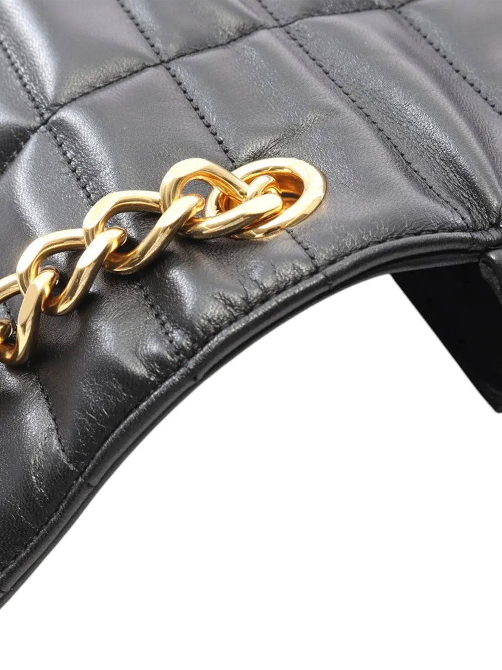 Pre-OwnedCeline Pre-Owned2018-2025 Matelasse Goatskin Monochrome Chain shoulder bag