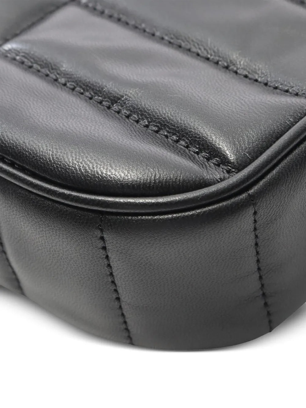 Pre-OwnedCeline Pre-Owned2018-2025 Matelasse Goatskin Monochrome Chain shoulder bag