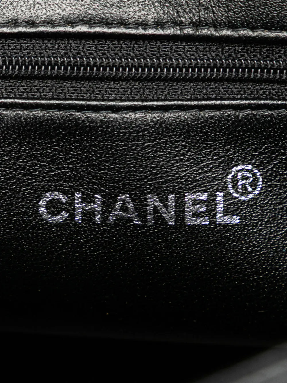 Pre-OwnedCHANEL Pre-Owned1997-1999 Caviar Medallion tote bag