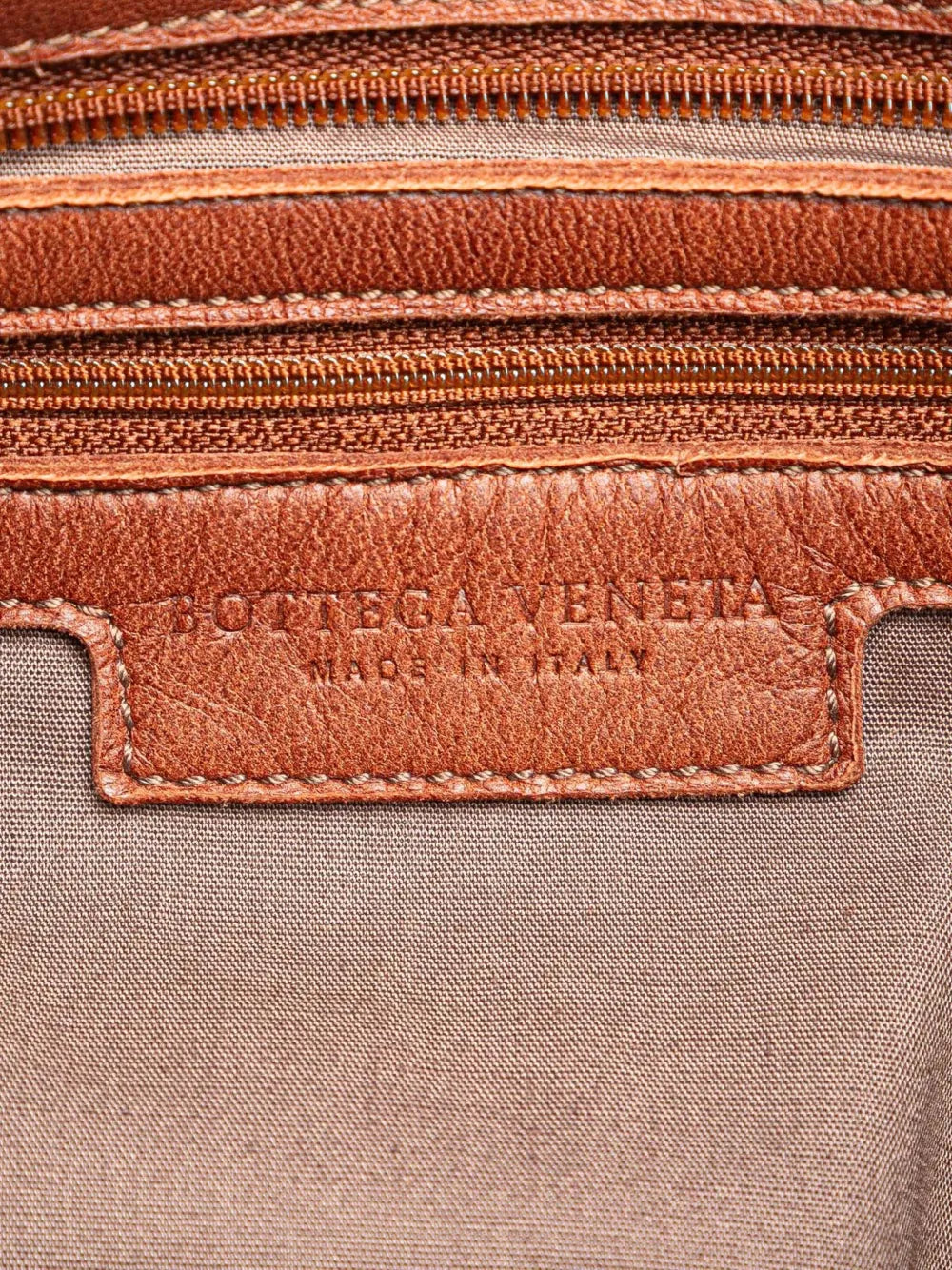 Pre-OwnedBottega Veneta Pre-Owned2010 Intrecciato Trimmed Nappa crossbody bag