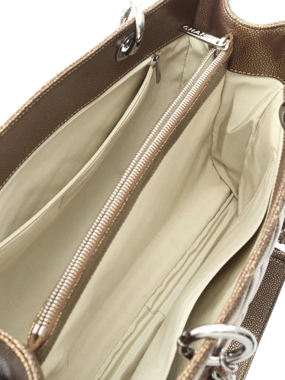 Pre-OwnedCHANEL Pre-Owned2011 Metallic Caviar Grand Shopping tote bag