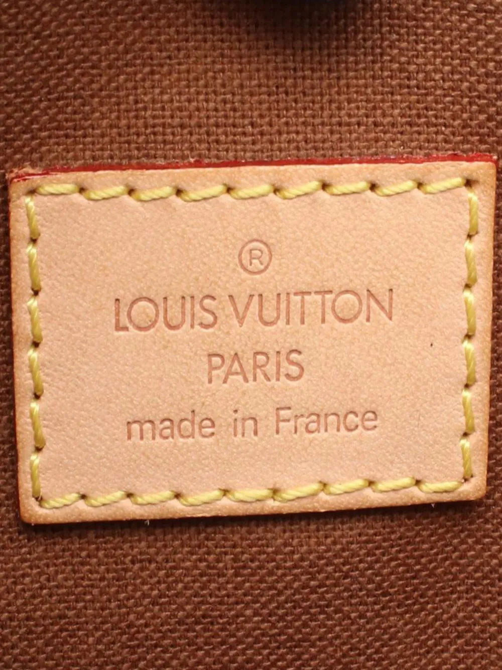 Pre-OwnedLouis Vuitton Pre-Owned2006 Monogram Bosphore Pochette crossbody bag
