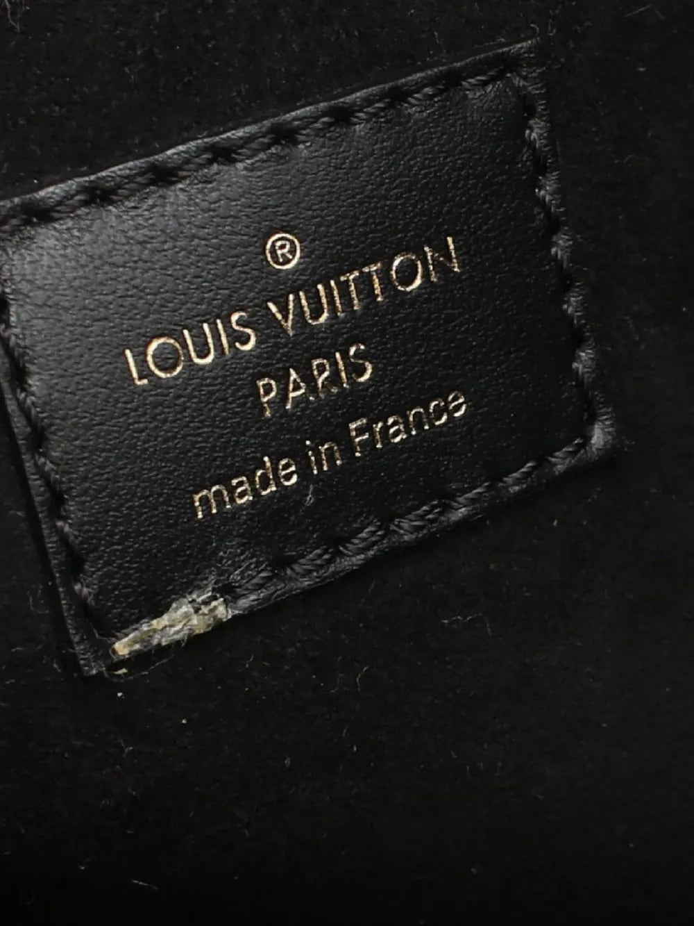 Pre-OwnedLouis Vuitton Pre-Owned2021-2025 Monogram On My Side MM satchel