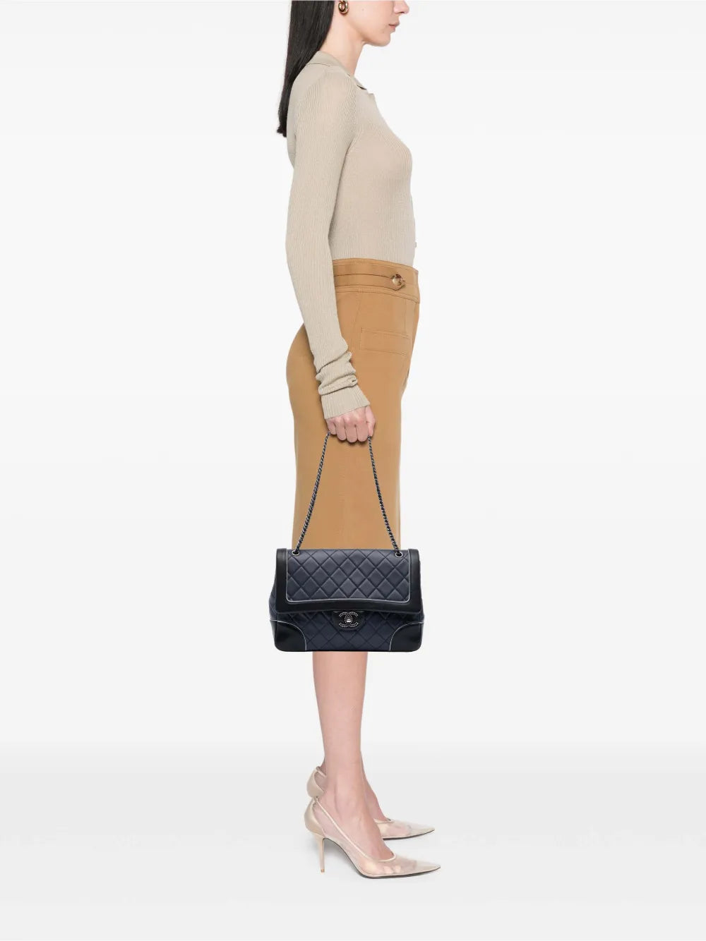 Pre-OwnedCHANEL Pre-Owned2015-2016 Paris-Salzburg Jumbo Bicolor Quilted Lambskin Tyrolean Flap crossbody bag