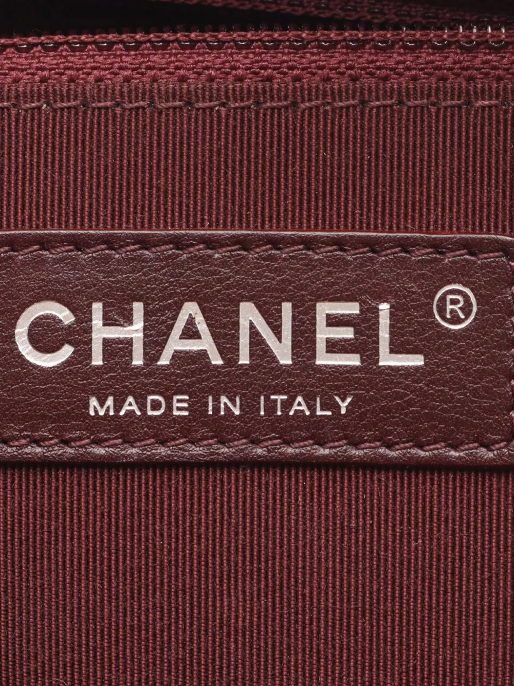 Pre-OwnedCHANEL Pre-Owned2014-2015 Medium Quilted Lambskin Coco Boy Camera Bag crossbody bag