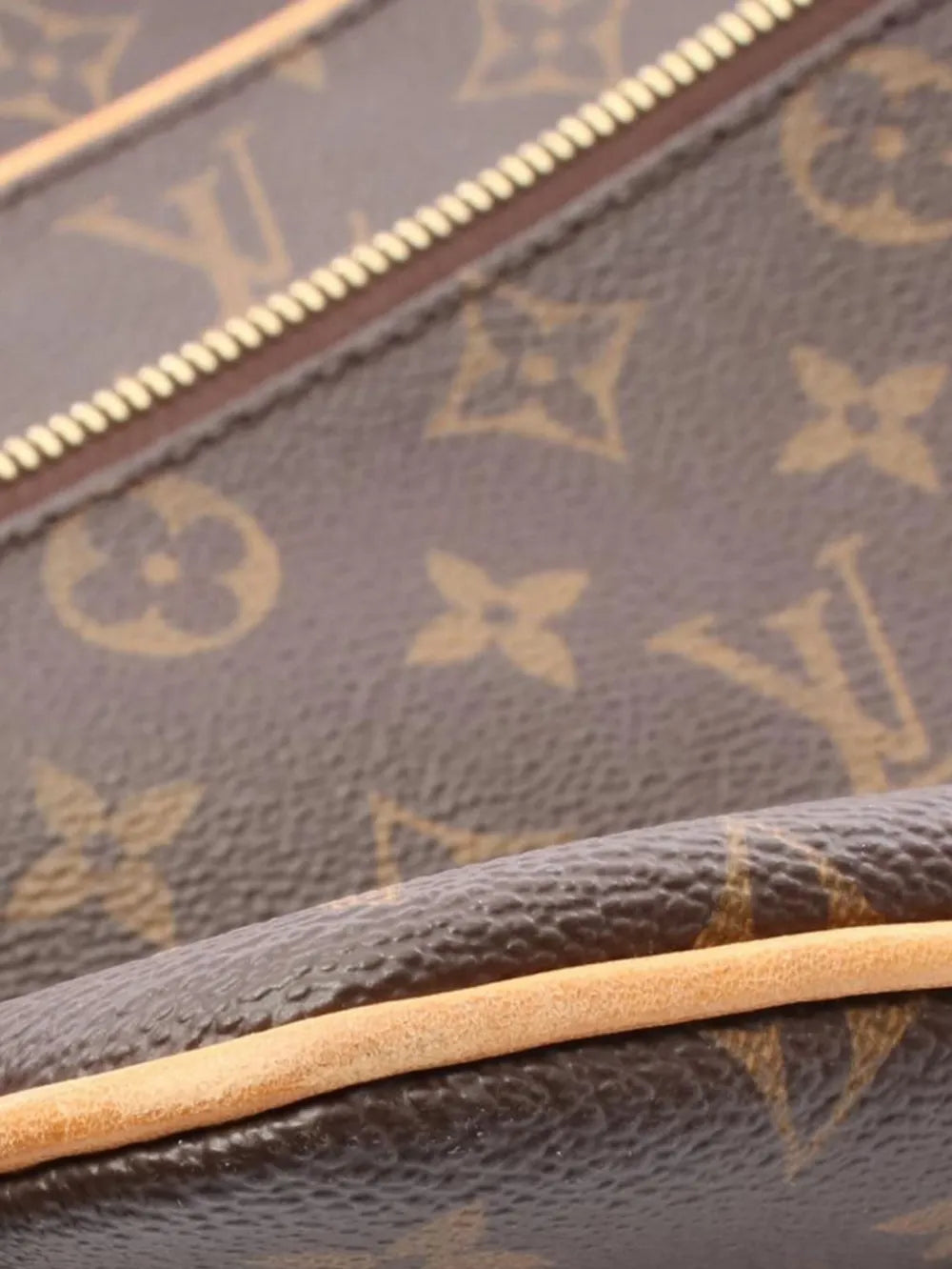 Pre-OwnedLouis Vuitton Pre-Owned2012 Monogram Pochette Valmy crossbody bag