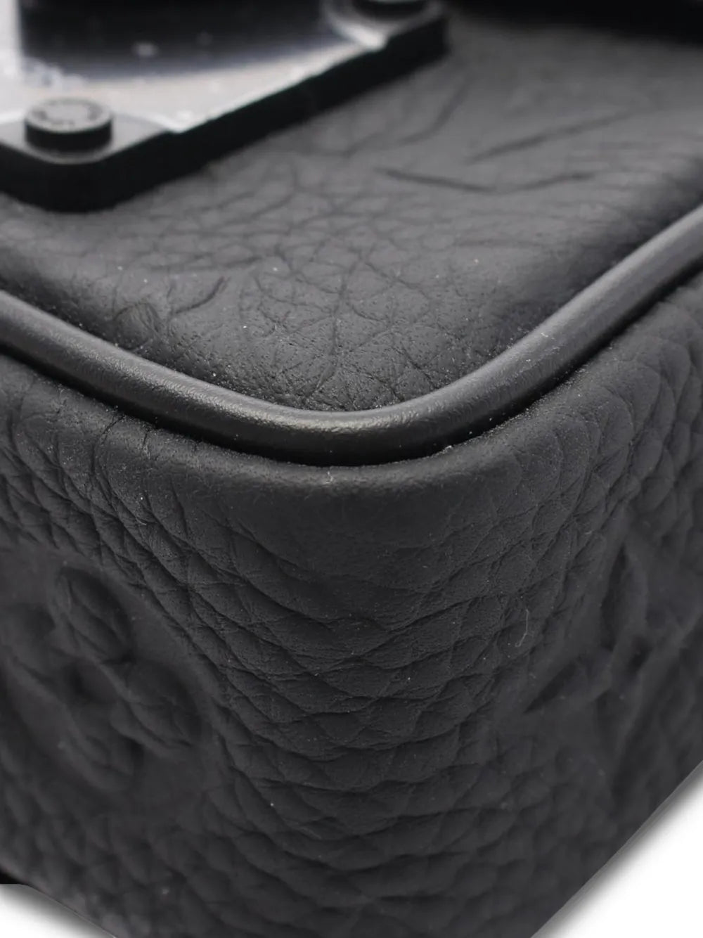 Pre-OwnedLouis Vuitton Pre-Owned2021-2025 Monogram Taurillon Pico S Lock satchel