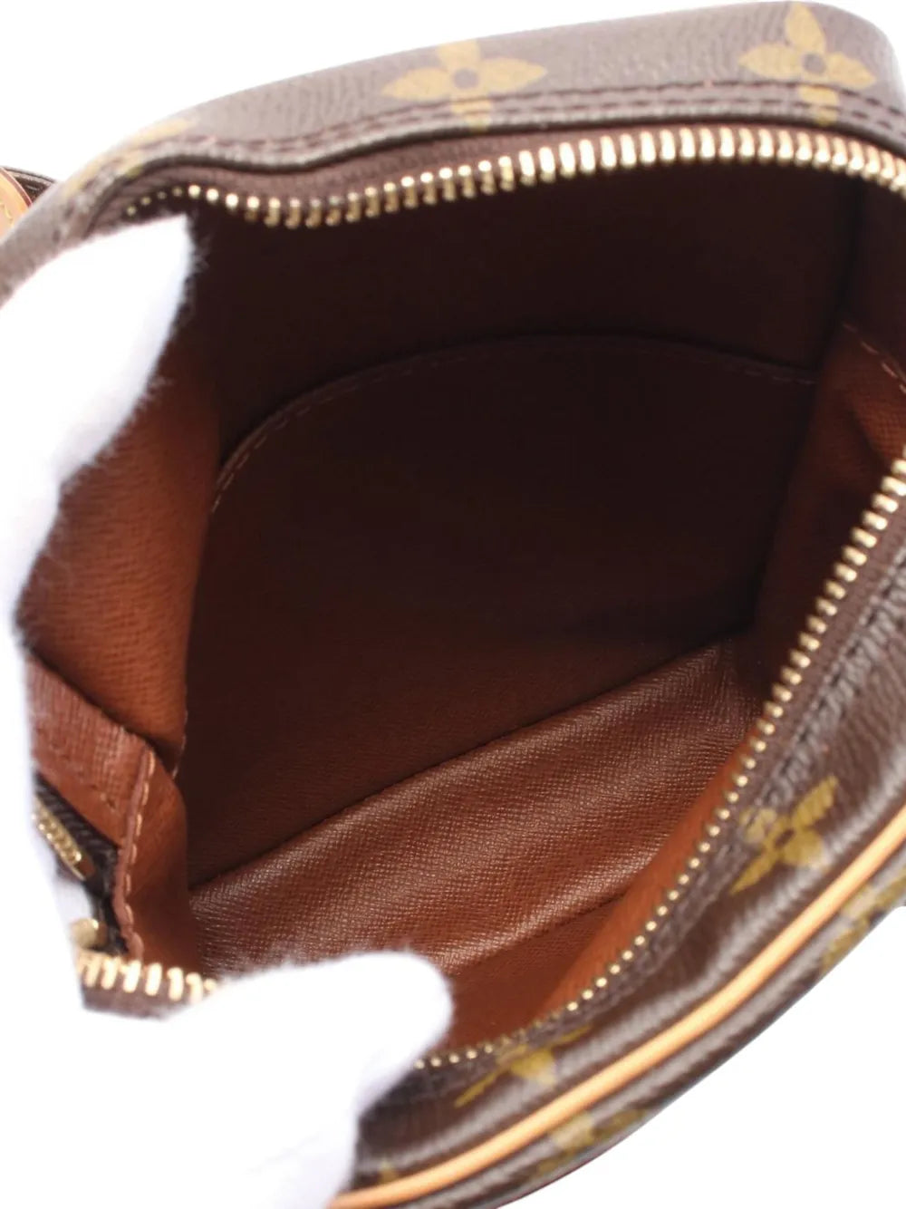 Pre-OwnedLouis Vuitton Pre-Owned2004 Monogram Danube crossbody bag