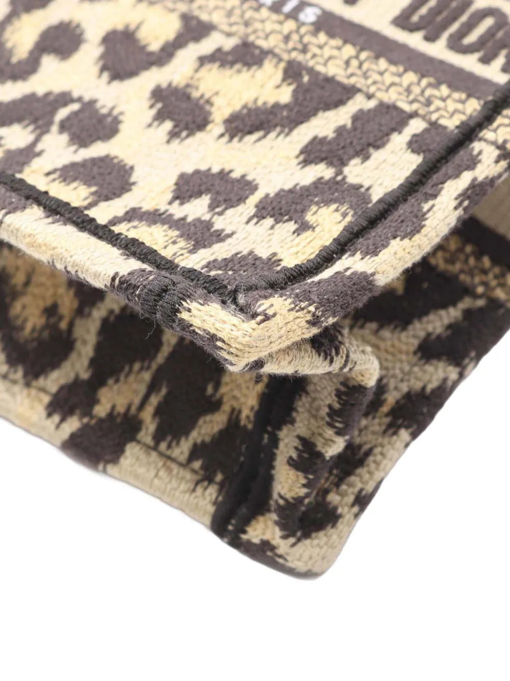Pre-OwnedChristian Dior Pre-Owned2022 Mizza Mini Embroidered Canvas Leopard Vertical Book Tote satchel