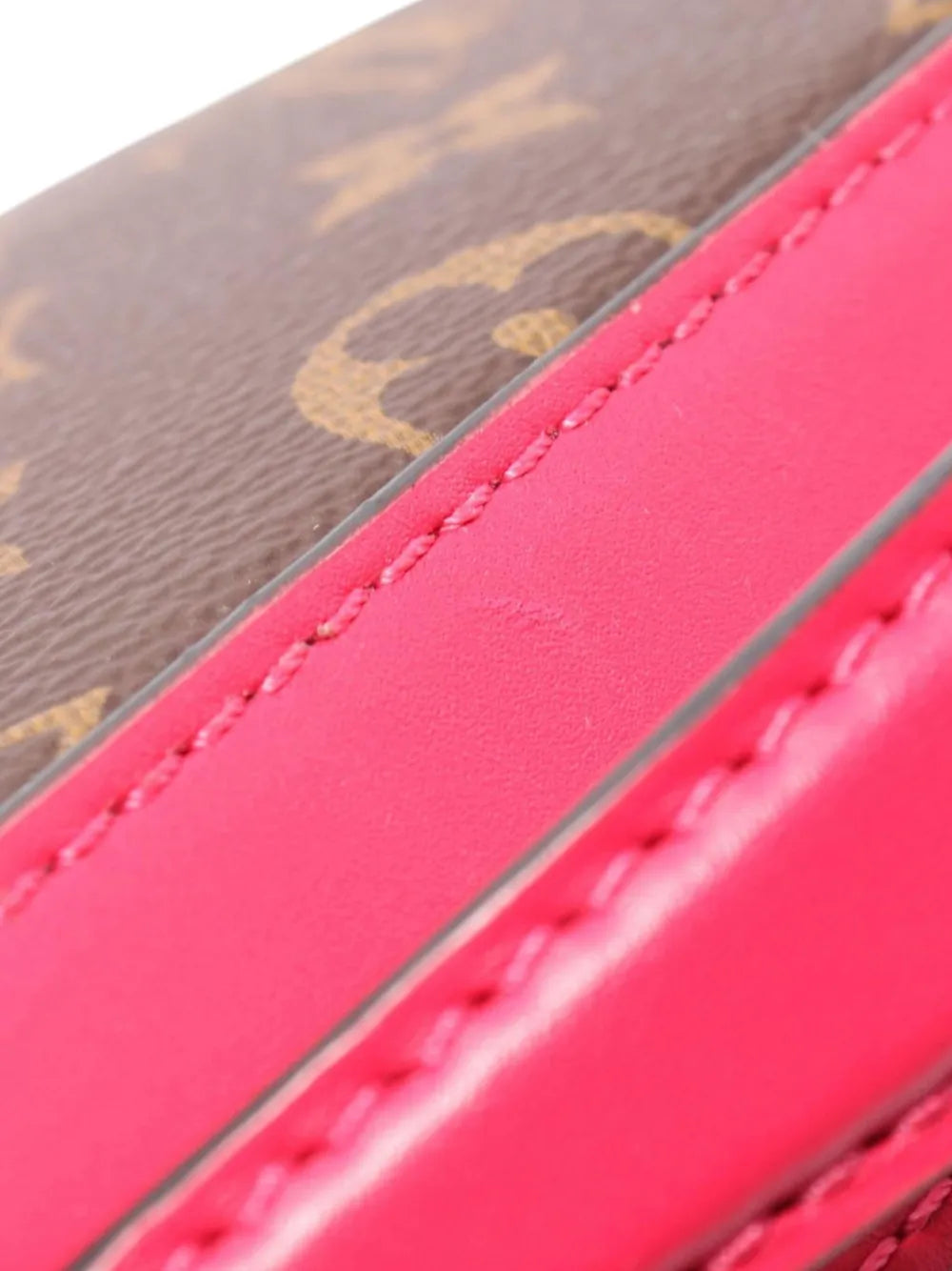 Pre-OwnedLouis Vuitton Pre-Owned2018 Monogram Saintonge crossbody bag
