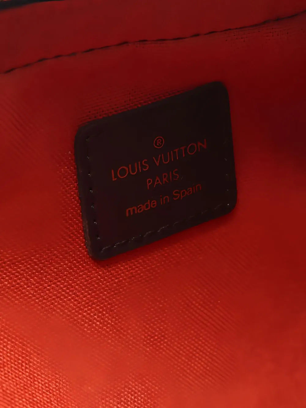 Pre-OwnedLouis Vuitton Pre-Owned2005 Damier Eb?e messenger bag