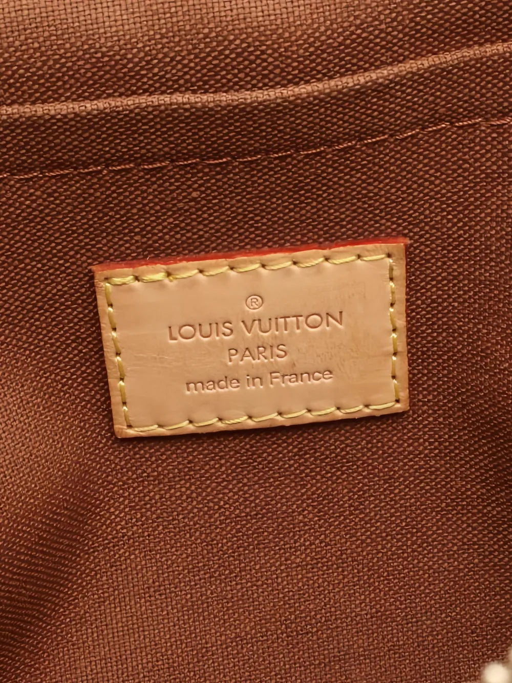Pre-OwnedLouis Vuitton Pre-Owned2006 Bosphore Bum Monogram cross body bag