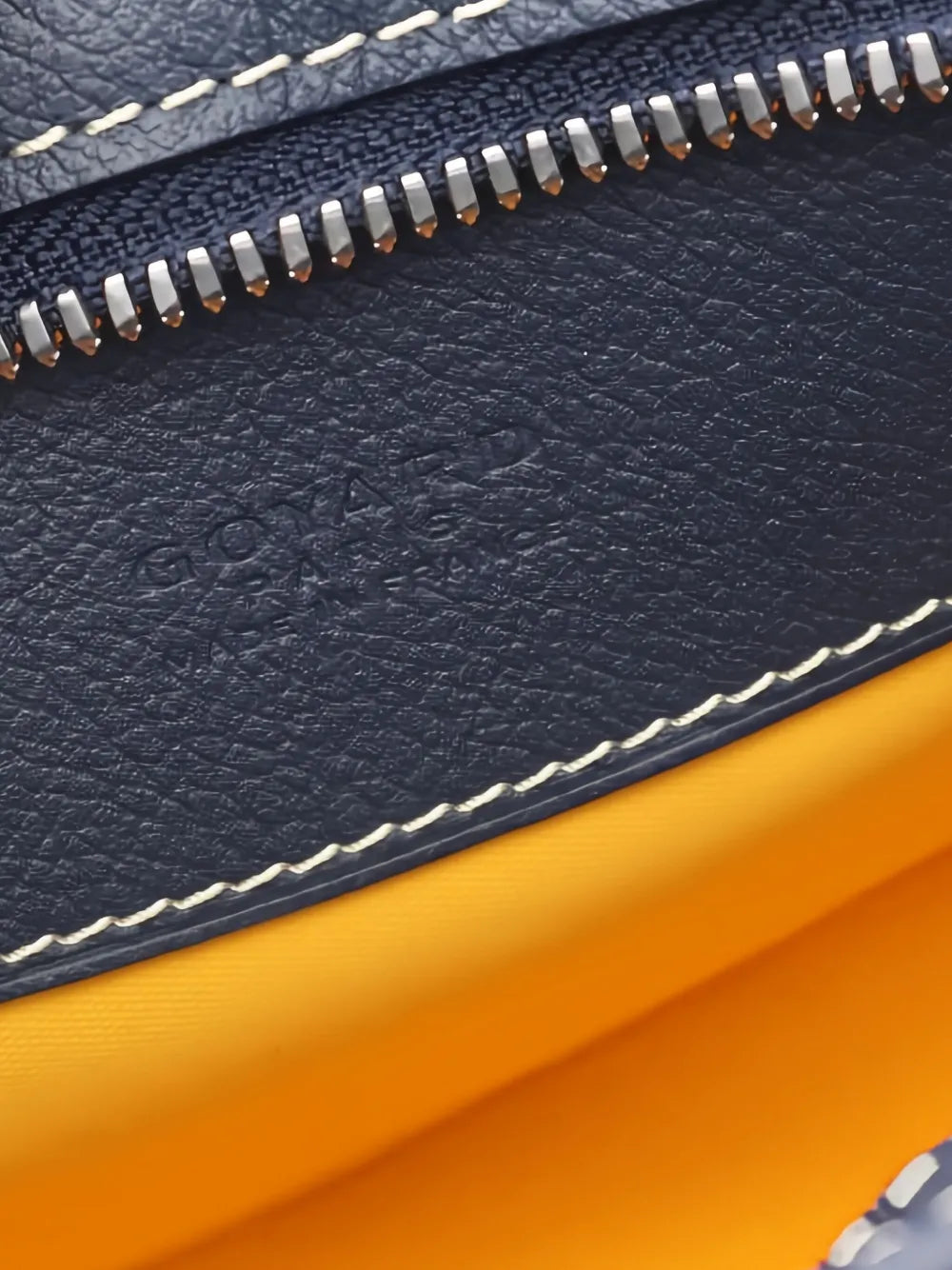 Pre-OwnedGoyard Pre-Owned2010s Hirondelle shoulder bag