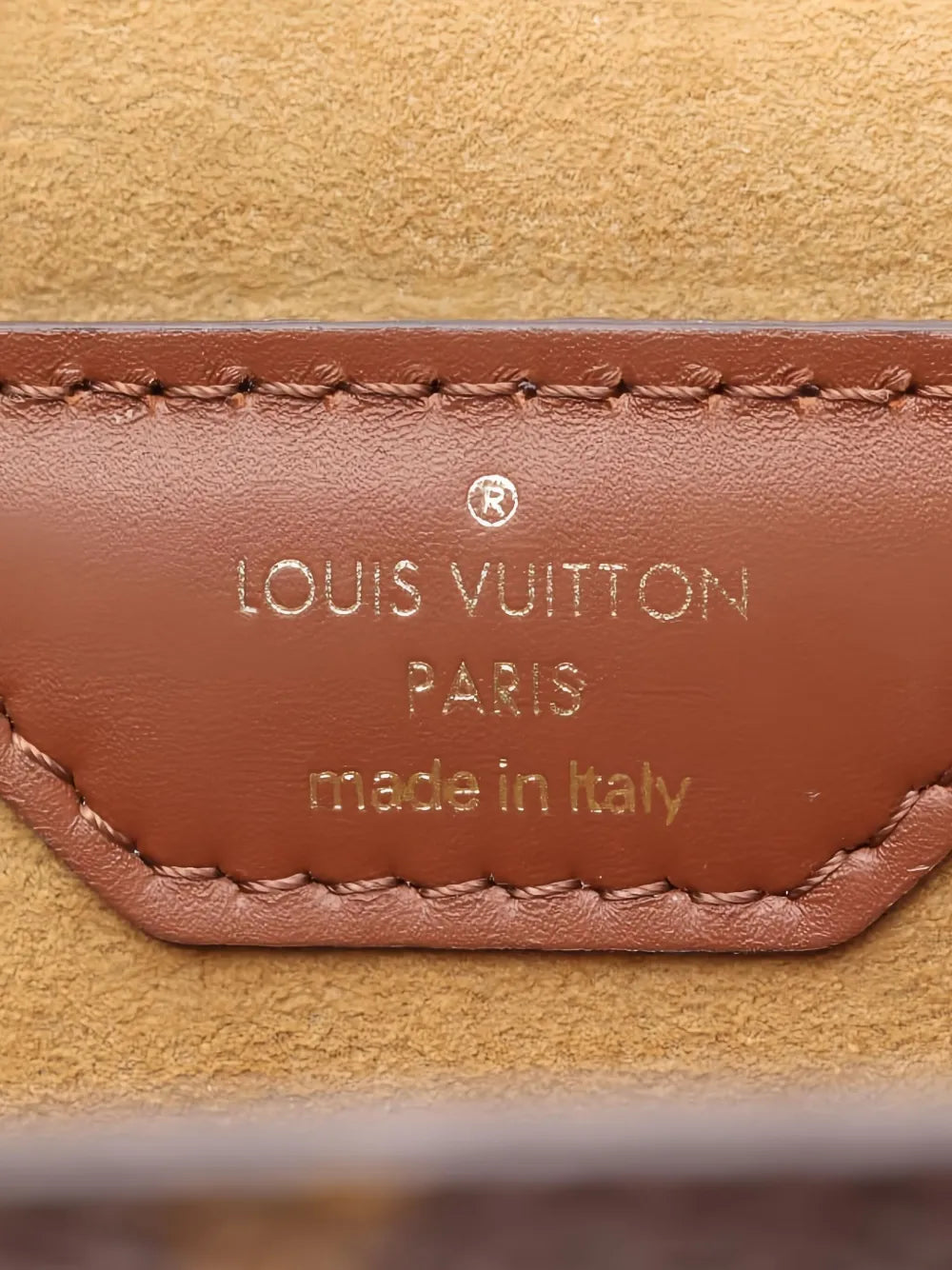 Pre-OwnedLouis Vuitton Pre-Owned2021 Butterfly Trunk Monogram shoulder bag